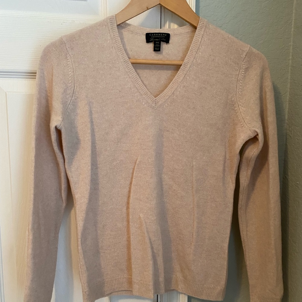 Charter Club Cashmere sweater! V neck, long sleeves, New, never been worn! PS